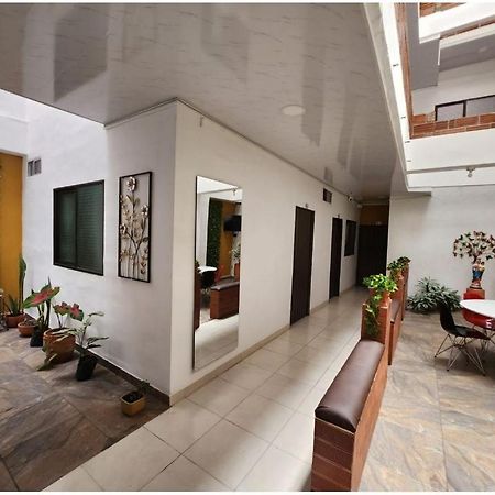 Apartahotel San Jose De Belen Medellín Buitenkant foto
